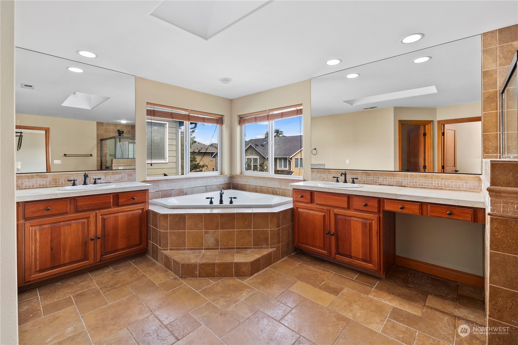 754 Hoquiam Place Northeast Renton, WA 98059 - Photo 36 of 40 Gallery Image 36