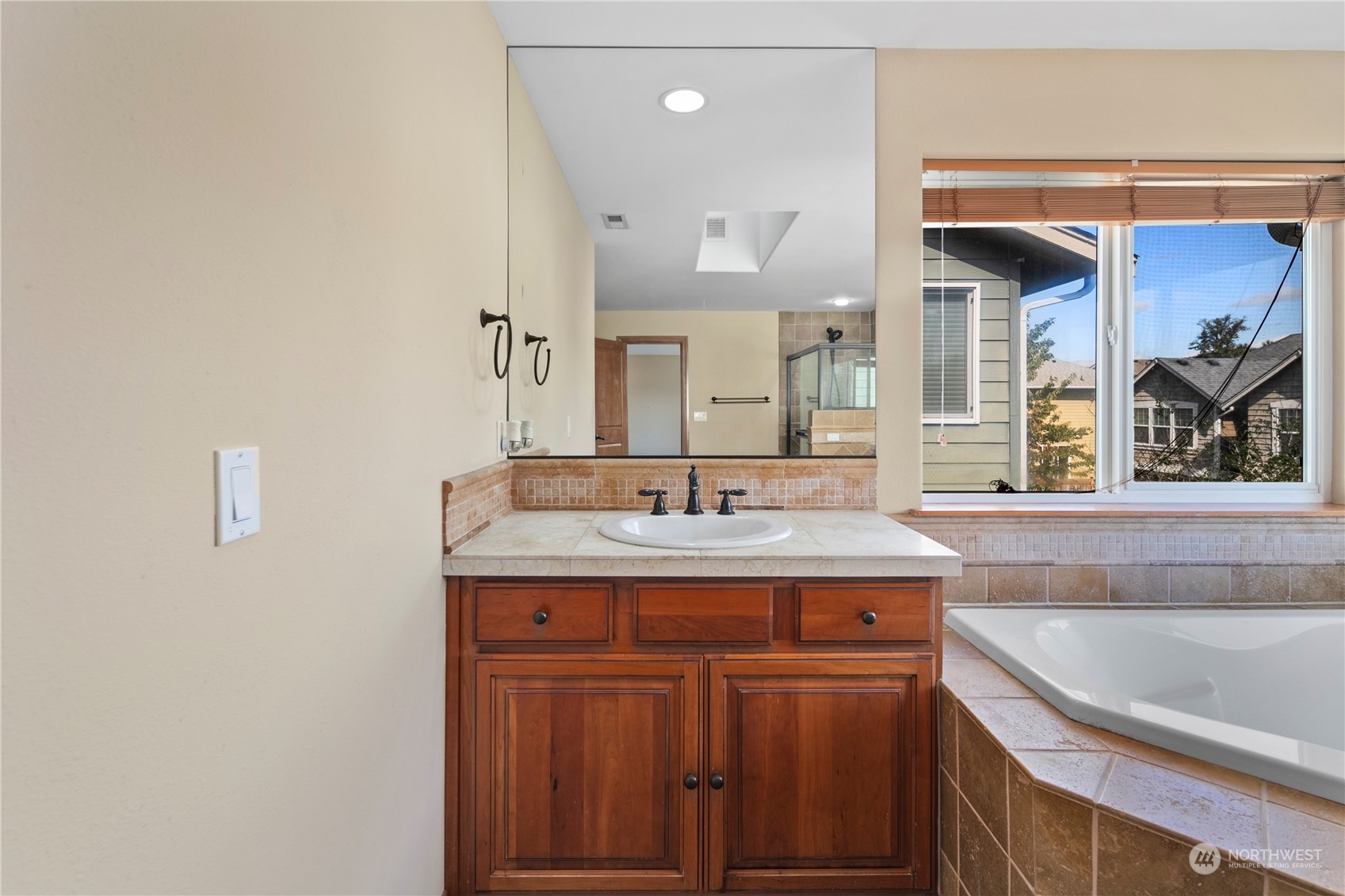 754 Hoquiam Place Northeast Renton, WA 98059 - Photo 38 of 40 Gallery Image 38