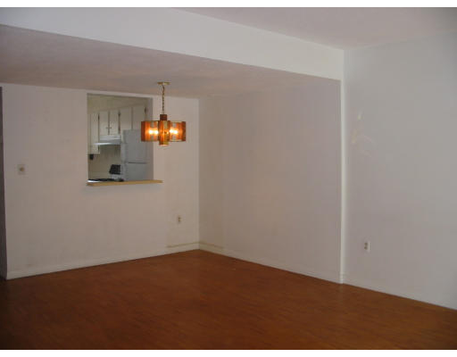 26 Northridge Road, Unit 26 Beverly, MA 01915 - Photo 3 of 7 Gallery Image 3