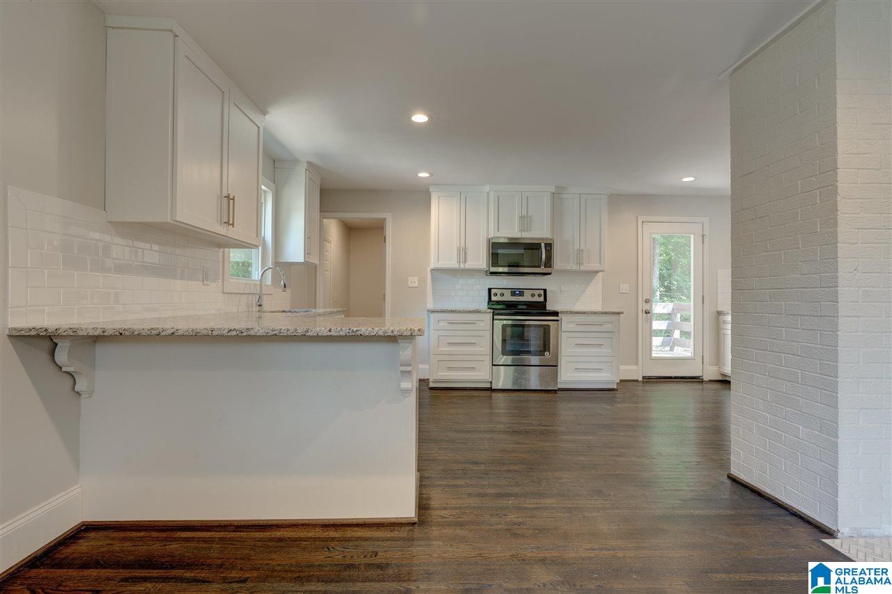 1312 Cresthill Road Birmingham, AL 35213 - Photo 12 of 28