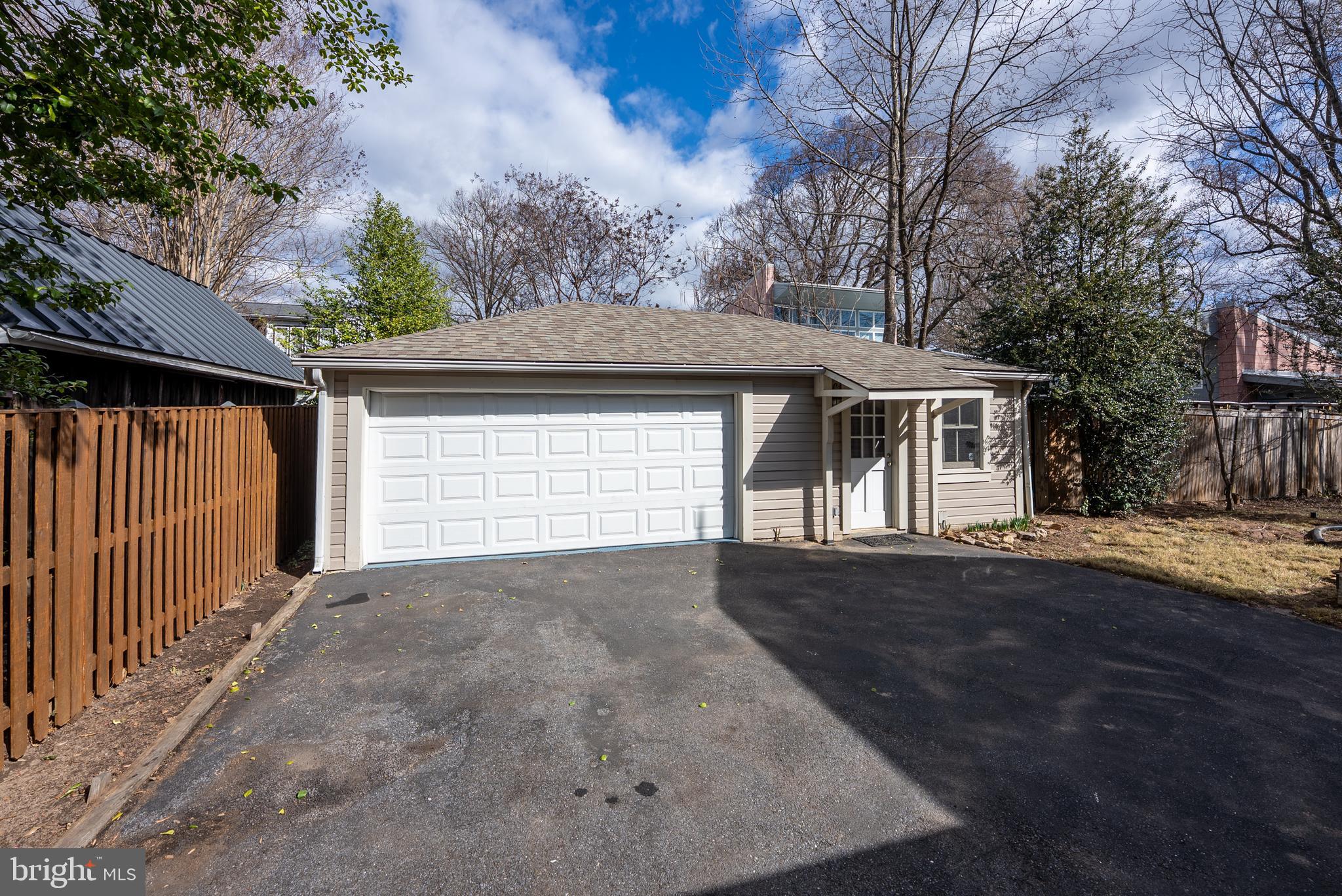 2201 Salisbury Road Silver Spring, MD 20910 - Photo 25 of 28