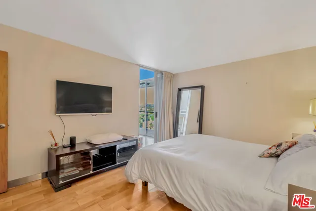 $845,000 | 201 Ocean Avenue, Unit 1505B, Santa Monica, CA 90402