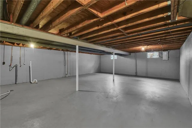 $340,000 | 422 Southwest Sunset Drive, Lee's Summit, MO 64081