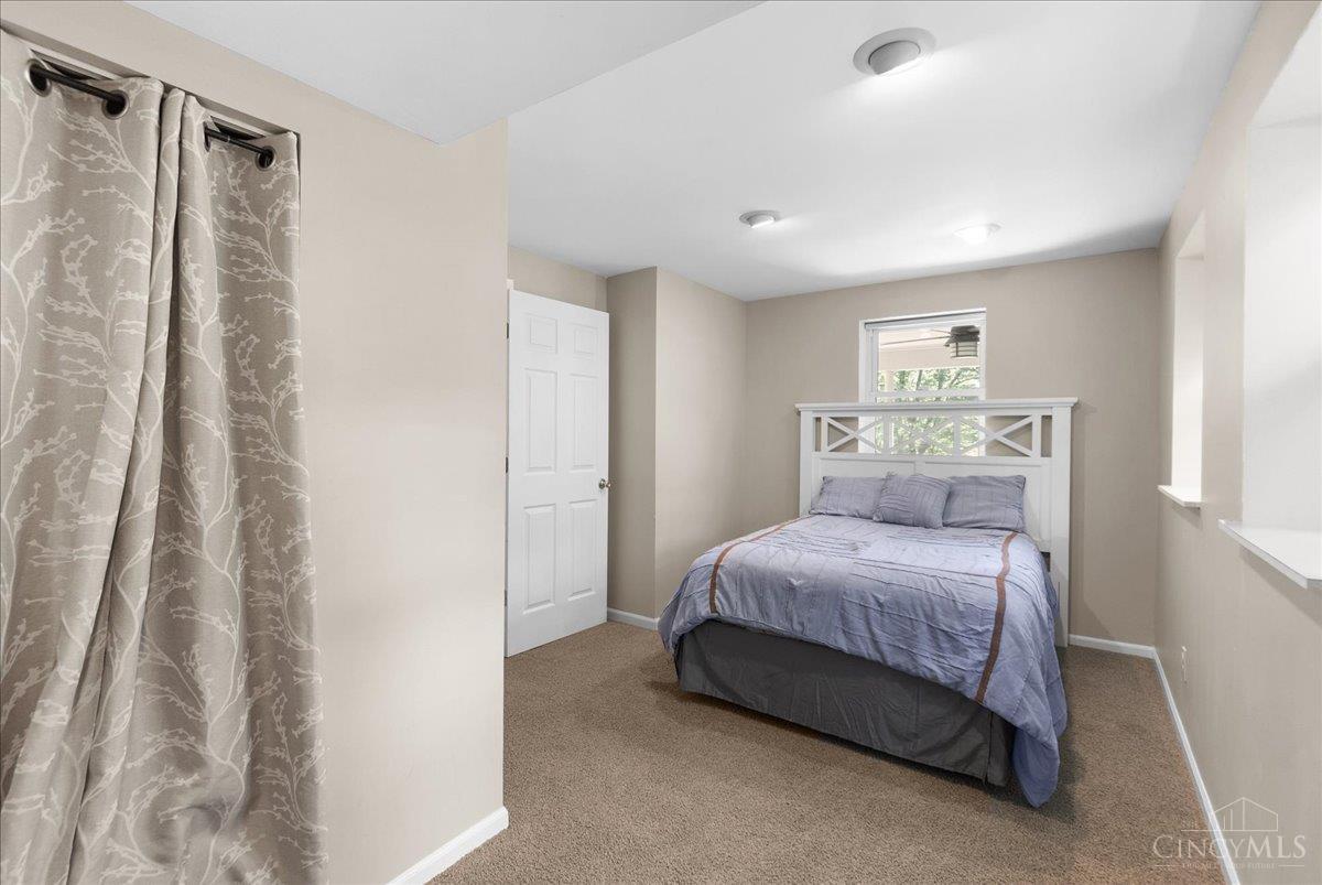 281 Compton Road Wyoming, OH 45215 - Photo 40 of 52