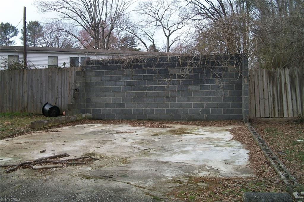 309 Winston Road Jonesville, NC 28642 - Photo 17 of 19 Gallery Image 17