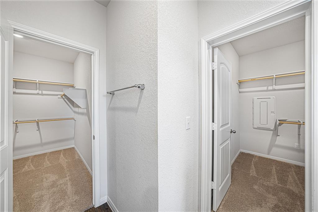 121 Mackinac Lane Georgetown, TX 78626 - Photo 9 of 16 a view of bathroom