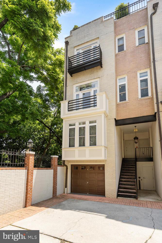 1328 Park Road Northwest, Unit D Washington, DC 20010 - Photo 12 of 53 Gorgeous townhouse/condo w private garage!