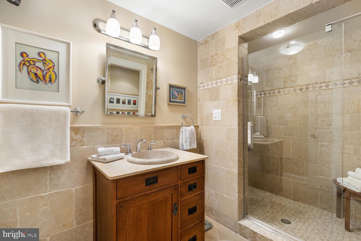 1328 Park Road Northwest, Unit D Washington, DC 20010 - Photo 34 of 53 Expansive primary 1 bathroom