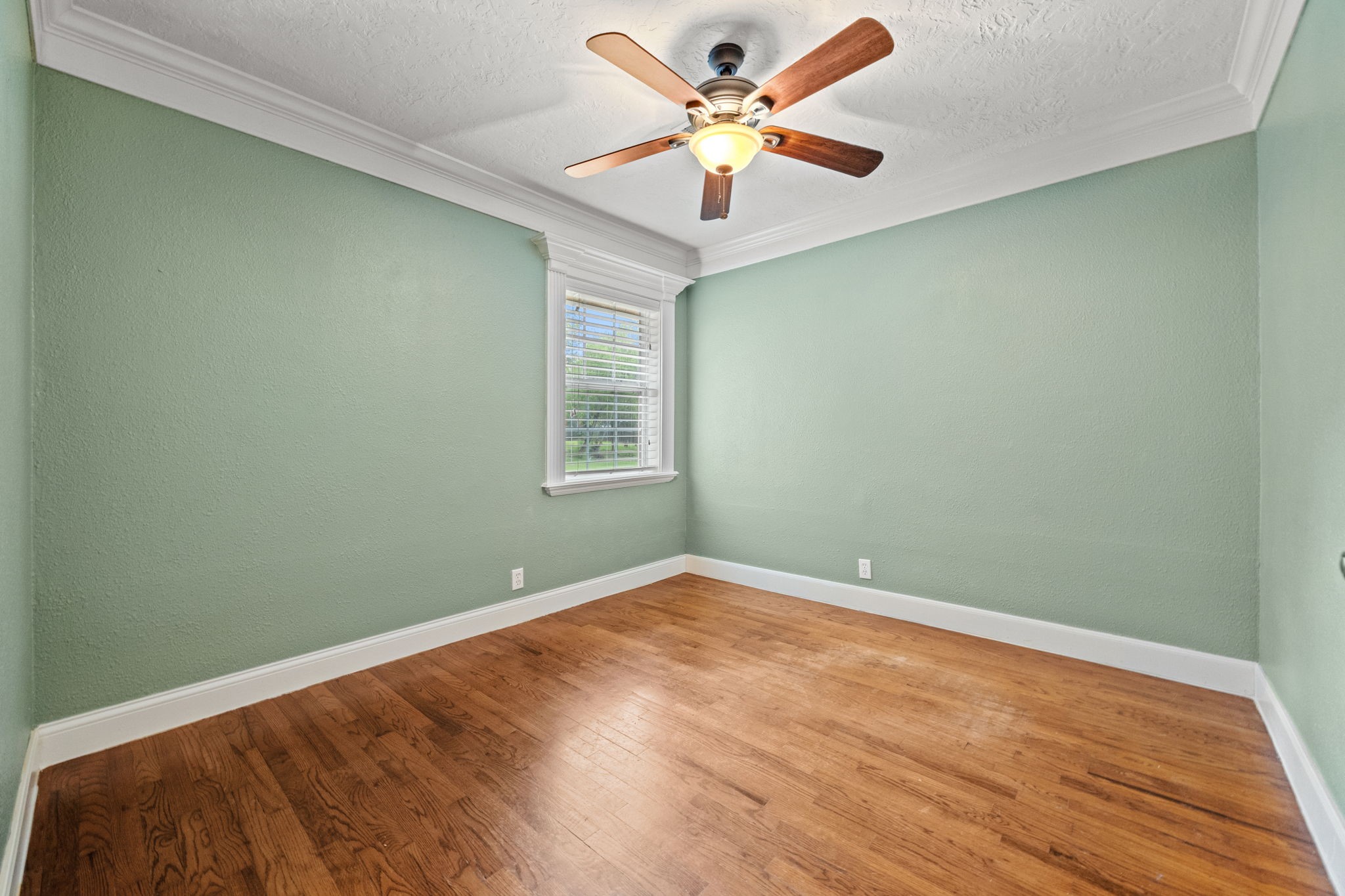 6742 Dusty Lane Conroe, TX 77306 - Photo 23 of 38 Bedroom #4