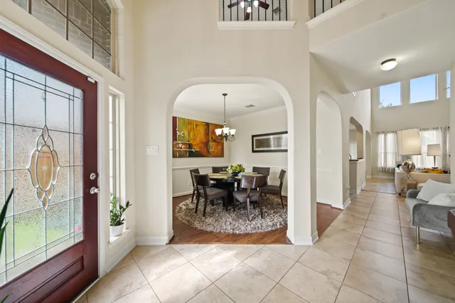 a view of a livingroom with furniture and a dinning area
