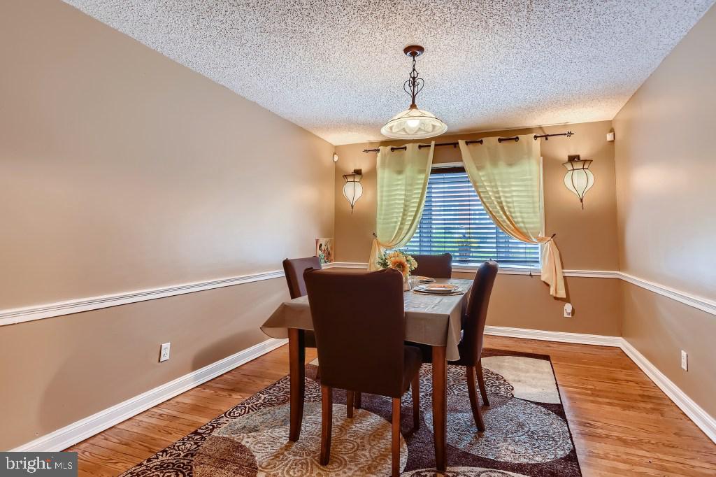 1806 Hillenwood Road Baltimore, MD 21239 - Photo 5 of 27 Dining Room