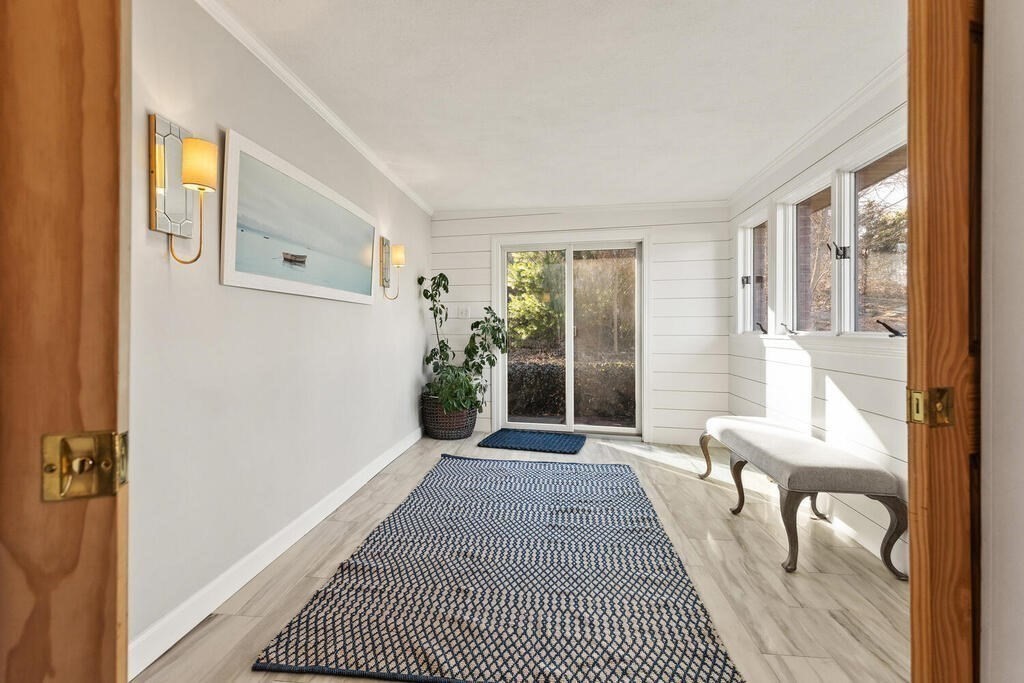 67 Walnut Road Swampscott, MA 01907 - Photo 16 of 32 Gallery Image 16