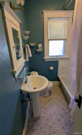 $195,000 | 1247 Emerson Avenue, Edwardsville, IL 62025