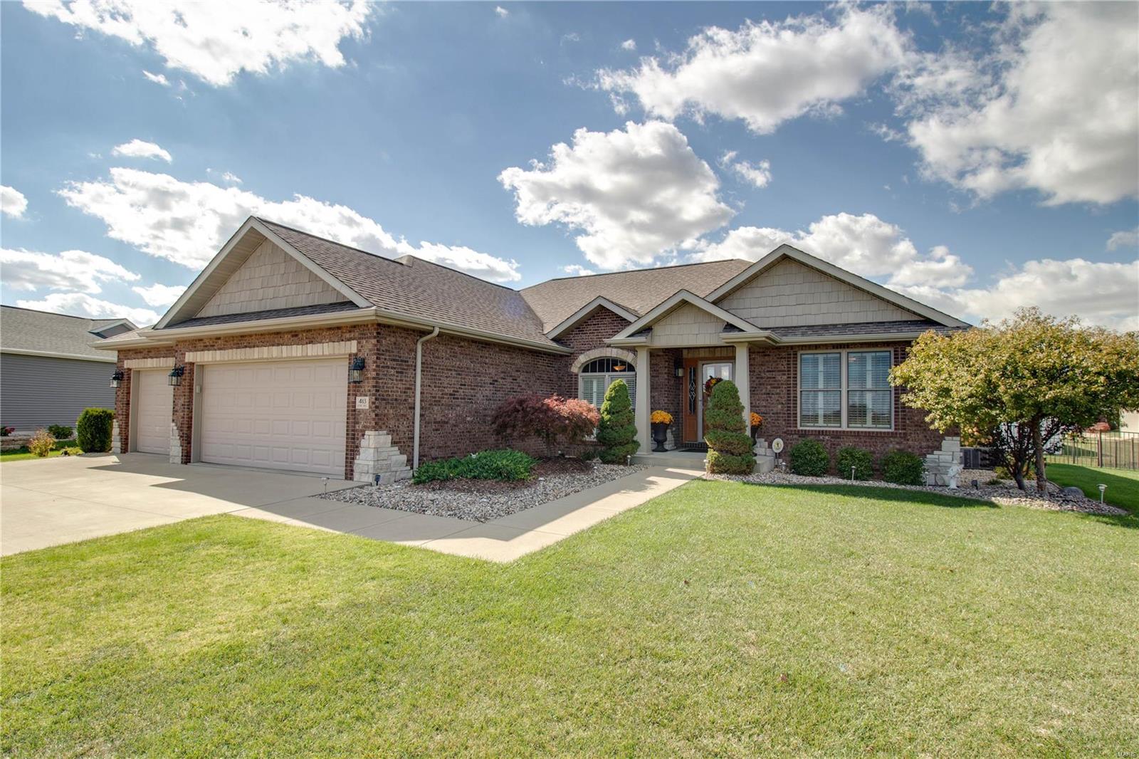 413 Cook Avenue Hamel, IL 62046 - Photo 1 of 45 Gallery Image 1