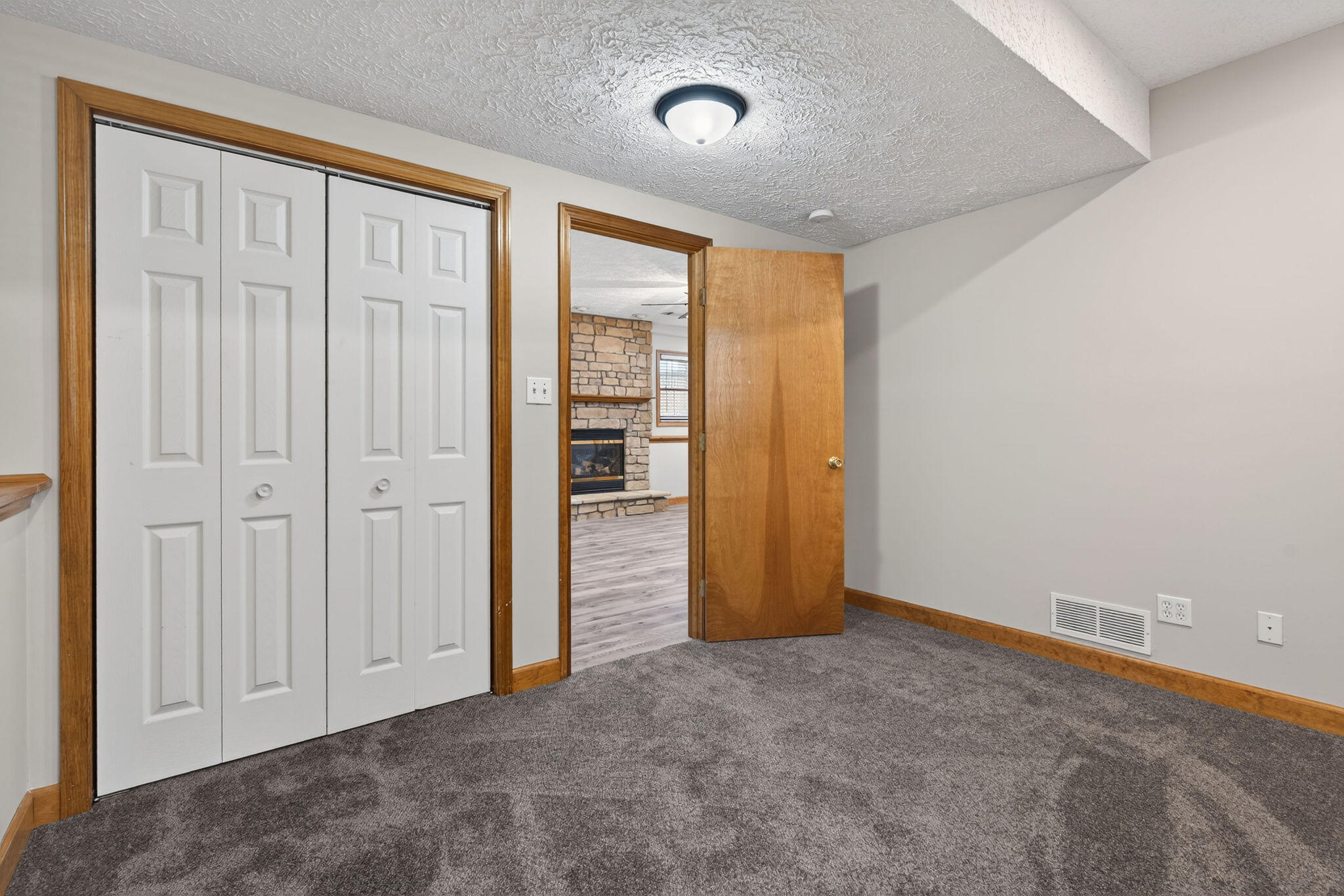 2447 Joseph Avenue Portage, IN 46368 - Photo 26 of 33 an empty room with windows