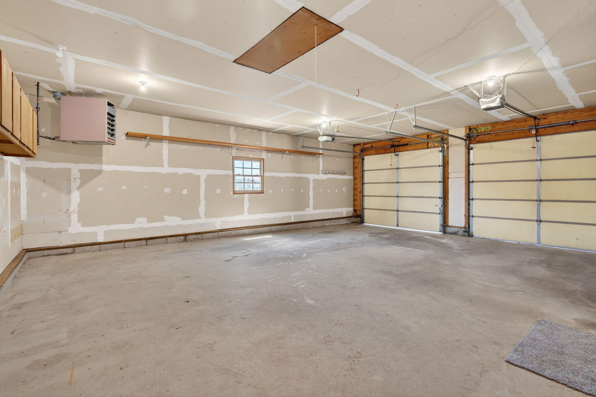 2447 Joseph Avenue Portage, IN 46368 - Photo 29 of 33 a view of a garage