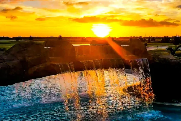 $7,000 | 18114 Gawthrop Drive, Unit 308, Lakewood Ranch, FL 34211