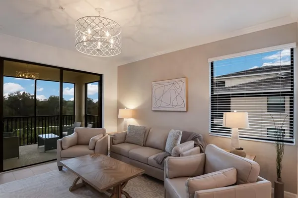 $7,000 | 18114 Gawthrop Drive, Unit 308, Lakewood Ranch, FL 34211