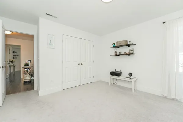 $4,850 | 18 Cleary Circle, Unit 18, Norfolk, MA 02056