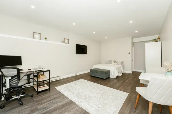 $4,850 | 18 Cleary Circle, Unit 18, Norfolk, MA 02056