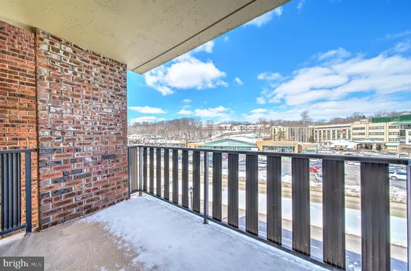 $185,900 | 1570 The Fairway, Unit 411E, Jenkintown, PA 19046
