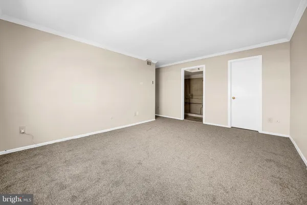 $185,900 | 1570 The Fairway, Unit 411E, Jenkintown, PA 19046