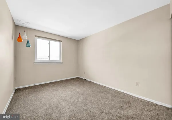 $185,900 | 1570 The Fairway, Unit 411E, Jenkintown, PA 19046