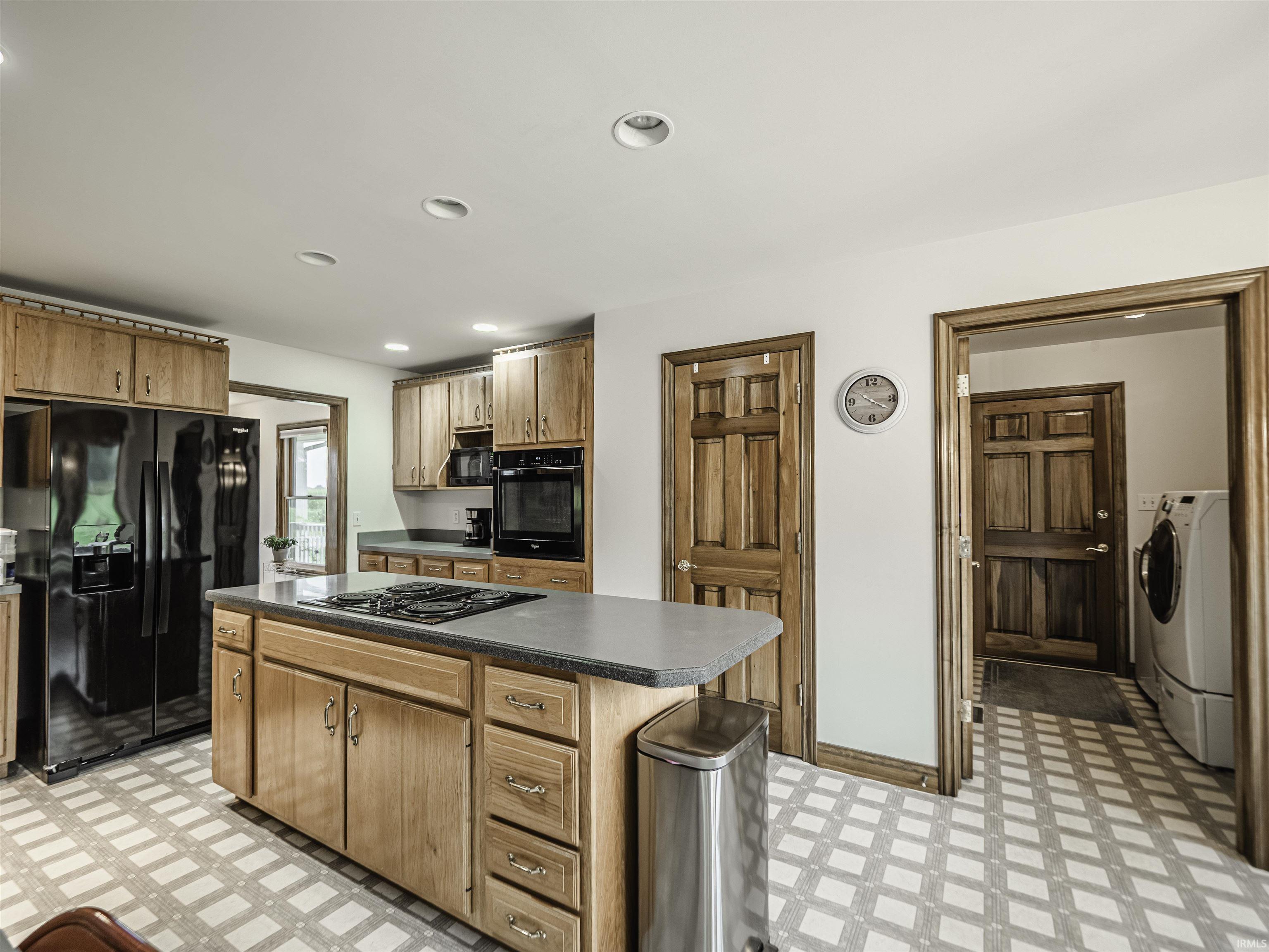 1815 Koring Road Evansville, IN 47720 - Photo 11 of 30 Gallery Image 11