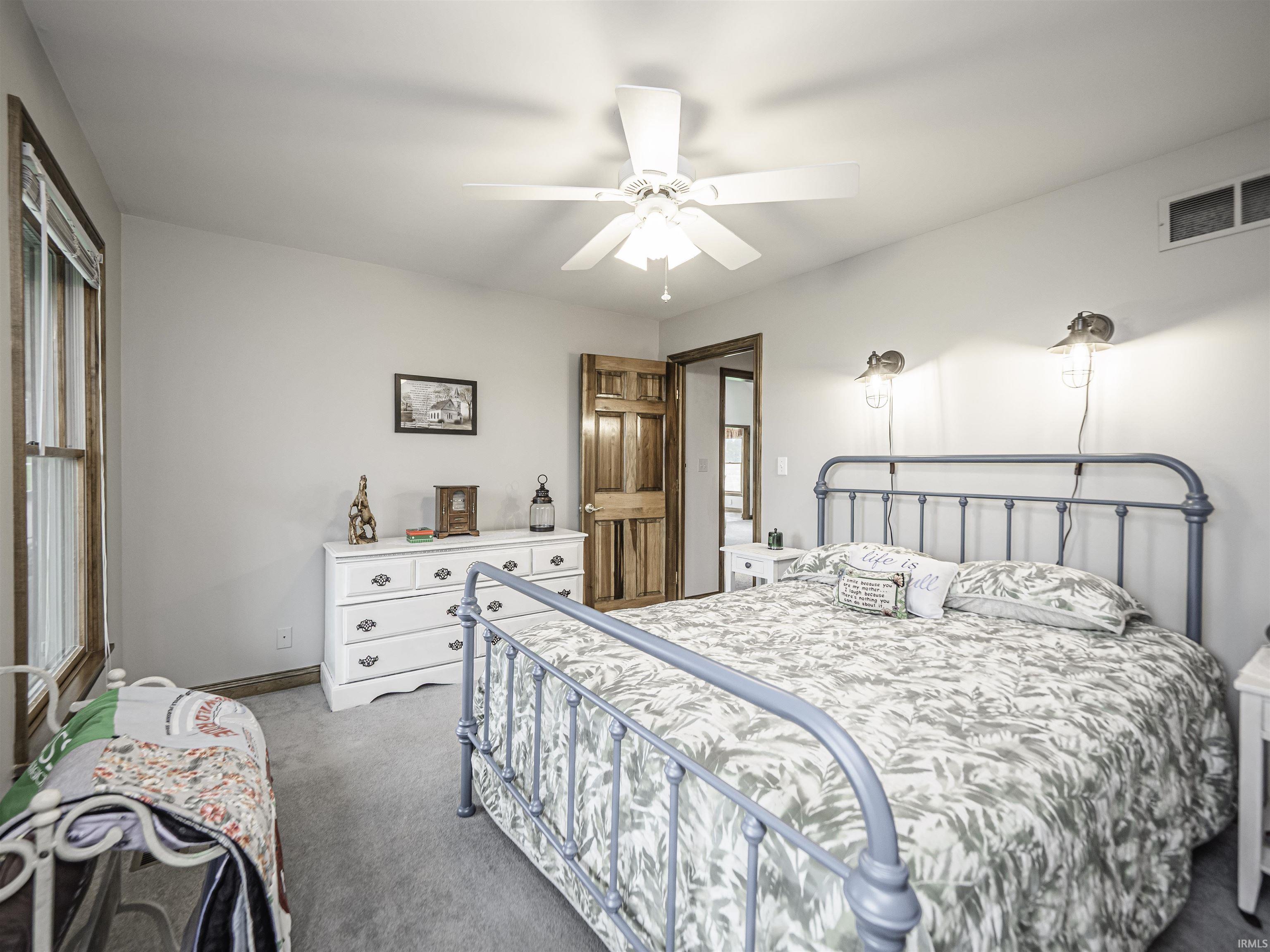 1815 Koring Road Evansville, IN 47720 - Photo 15 of 30 Gallery Image 15