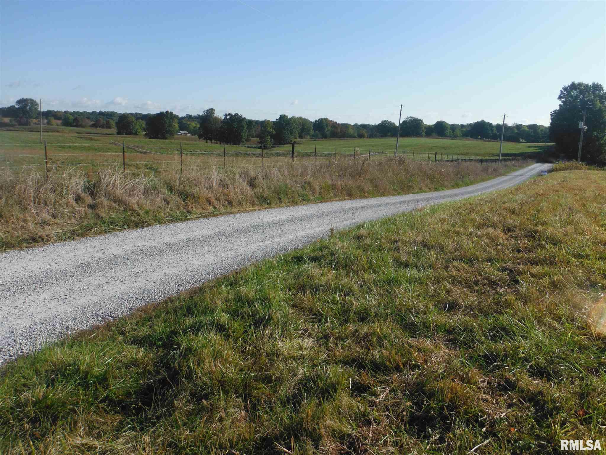 523 Foster Road Anna, IL 62906 - Photo 2 of 4 Gallery Image 2