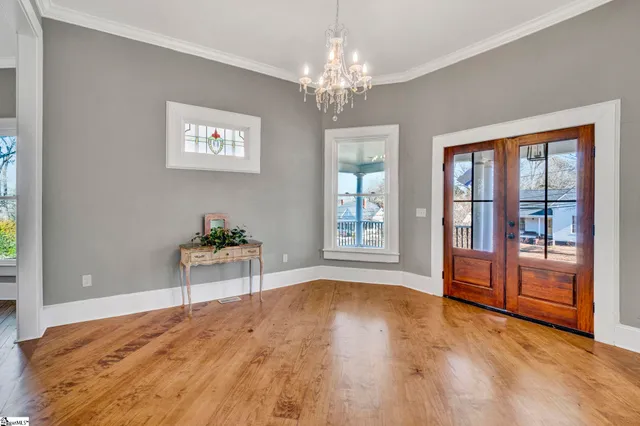 $589,900 | 522 South Harper Street, Laurens, SC 29360