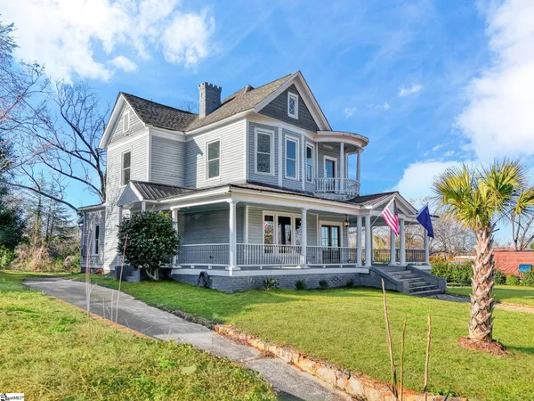 $584,900 | 522 South Harper Street, Laurens, SC 29360