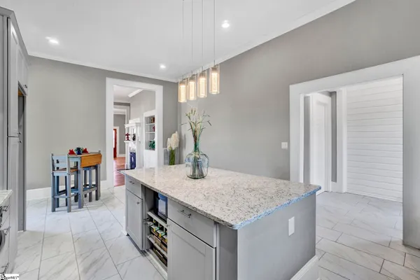 $584,900 | 522 South Harper Street, Laurens, SC 29360