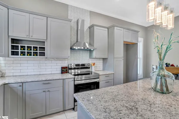 $584,900 | 522 South Harper Street, Laurens, SC 29360