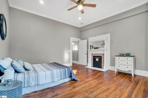 $584,900 | 522 South Harper Street, Laurens, SC 29360