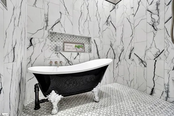 $584,900 | 522 South Harper Street, Laurens, SC 29360