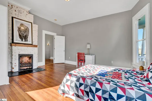 $584,900 | 522 South Harper Street, Laurens, SC 29360