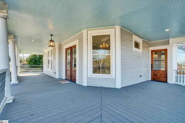 $584,900 | 522 South Harper Street, Laurens, SC 29360