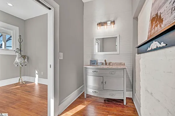 $584,900 | 522 South Harper Street, Laurens, SC 29360