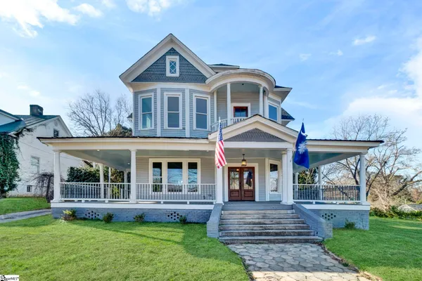 $584,900 | 522 South Harper Street, Laurens, SC 29360