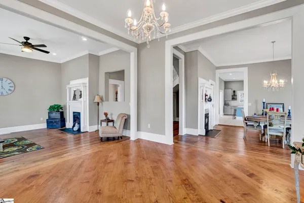 $584,900 | 522 South Harper Street, Laurens, SC 29360