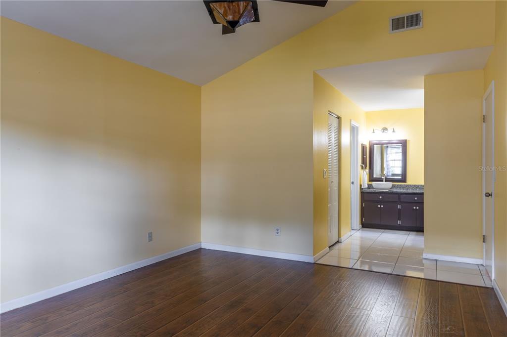 3956 Applegate Circle Brandon, FL 33511 - Photo 16 of 48 Gallery Image 16