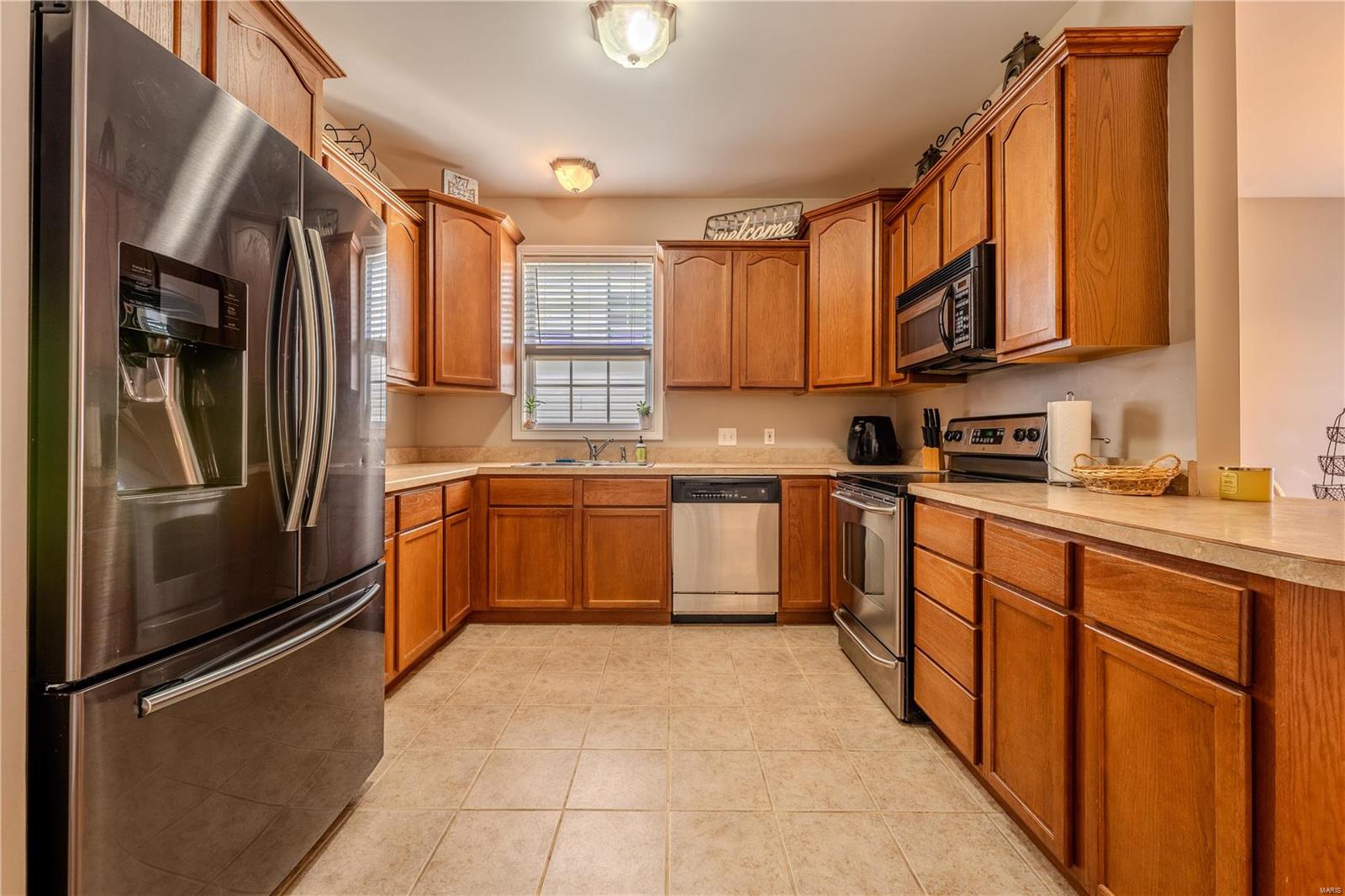 7019 Heege Road, Unit B Marlborough, MO 63123 - Photo 6 of 27 Gallery Image 6