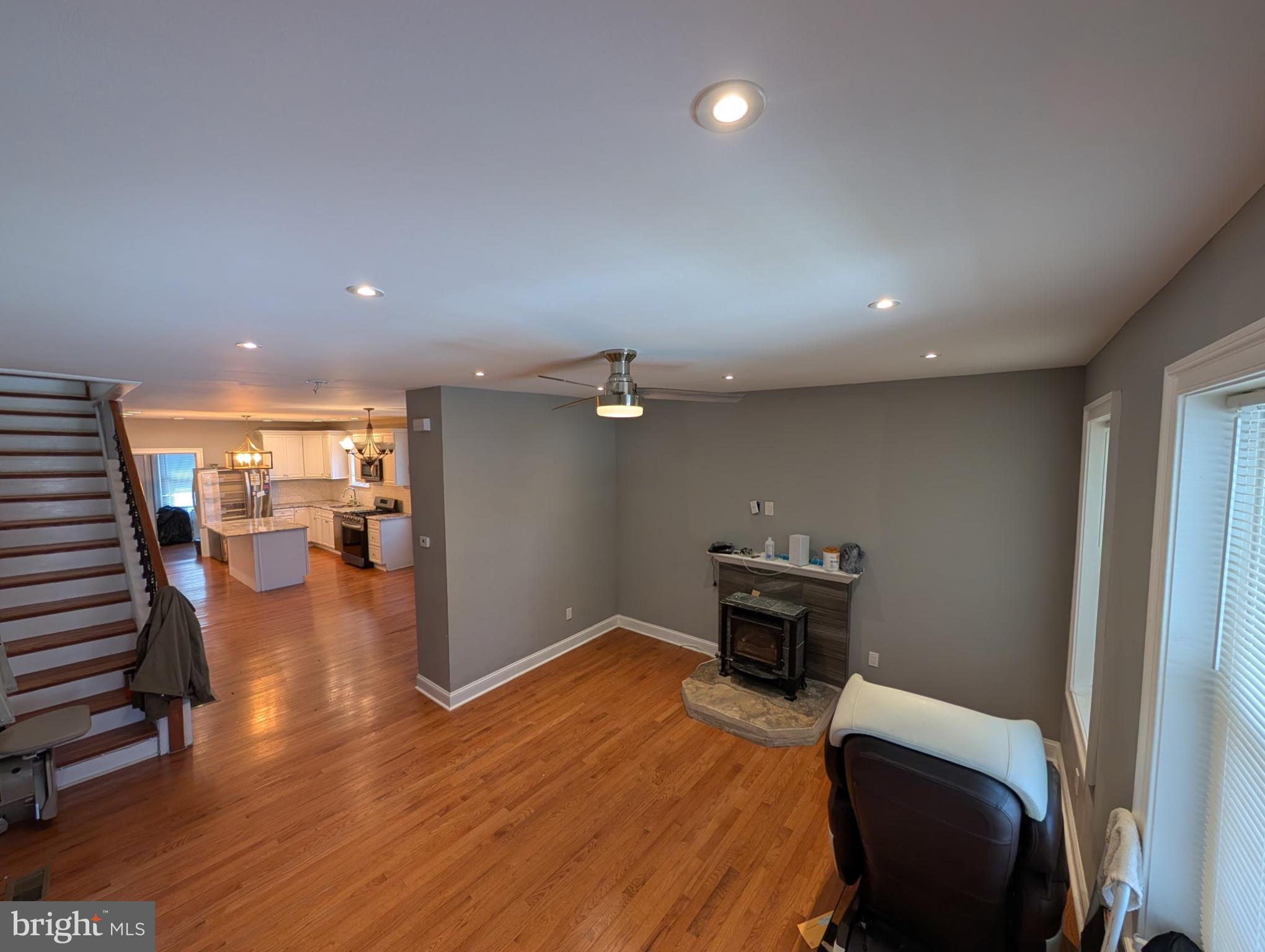 216 Ridley Avenue Sharon Hill, PA 19079 - Photo 25 of 29 Spacious living area with warm tones.