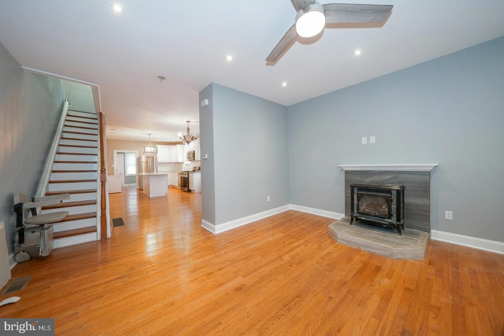 216 Ridley Avenue Sharon Hill, PA 19079 - Photo 8 of 29 Spacious living area with modern charm.
