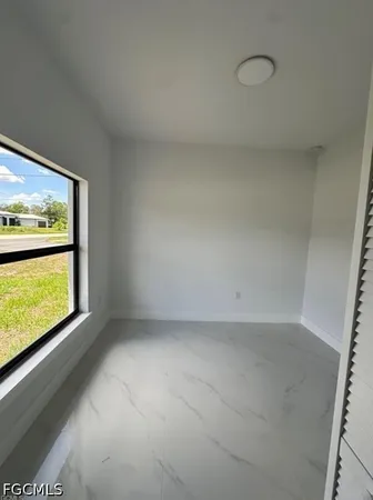 $2,000 | 821 Bell Boulevard, Lehigh Acres, FL 33974