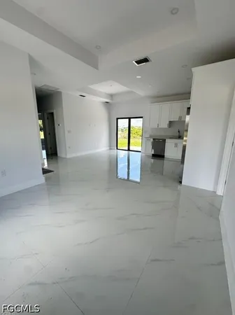 $2,000 | 821 Bell Boulevard, Lehigh Acres, FL 33974