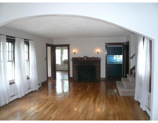 5 Buchanan Road Boston, MA 02132 - Photo 3 of 13 Gallery Image 3