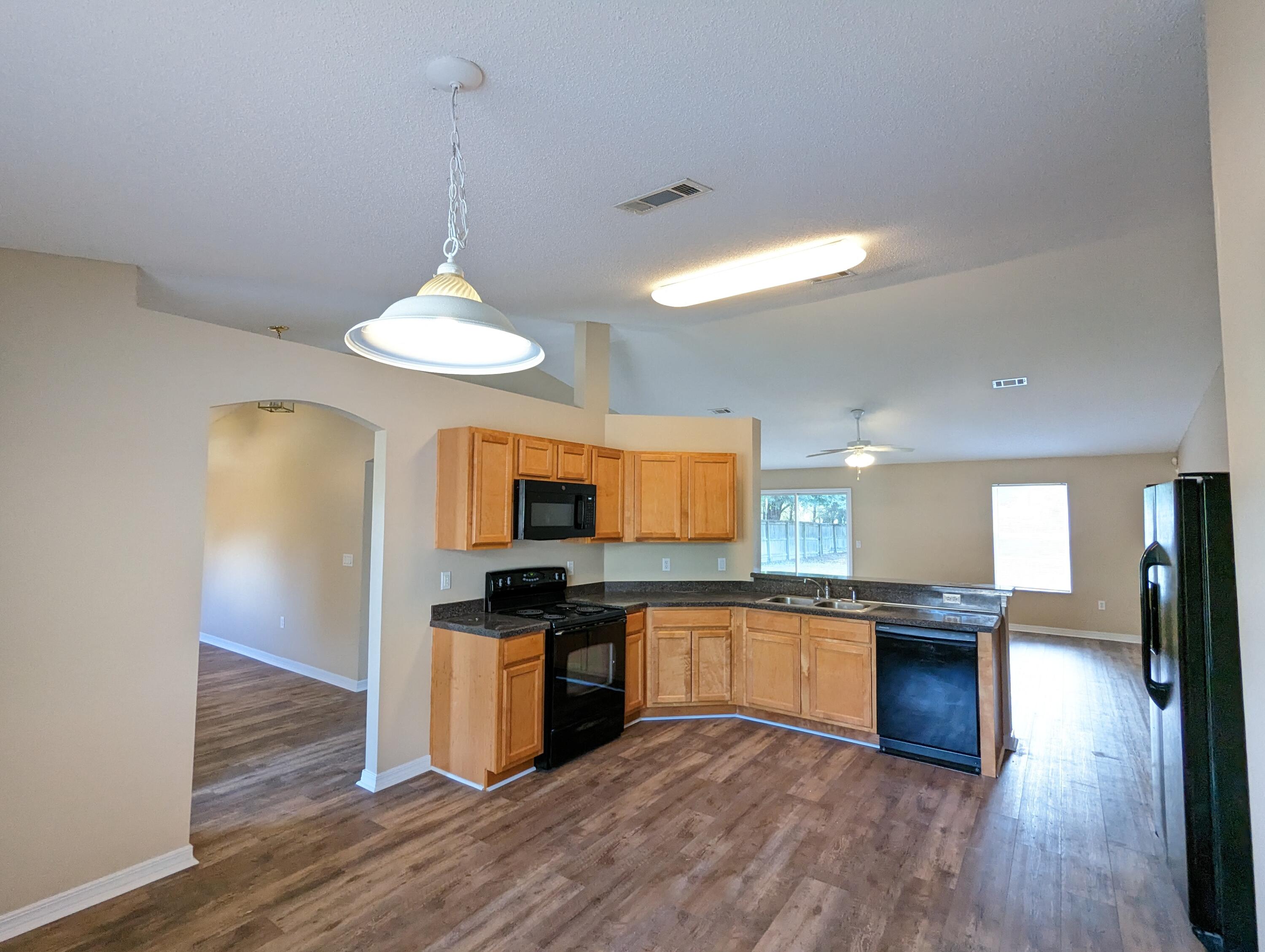 8237 Nevada Street Navarre, FL 32566 - Photo 8 of 21