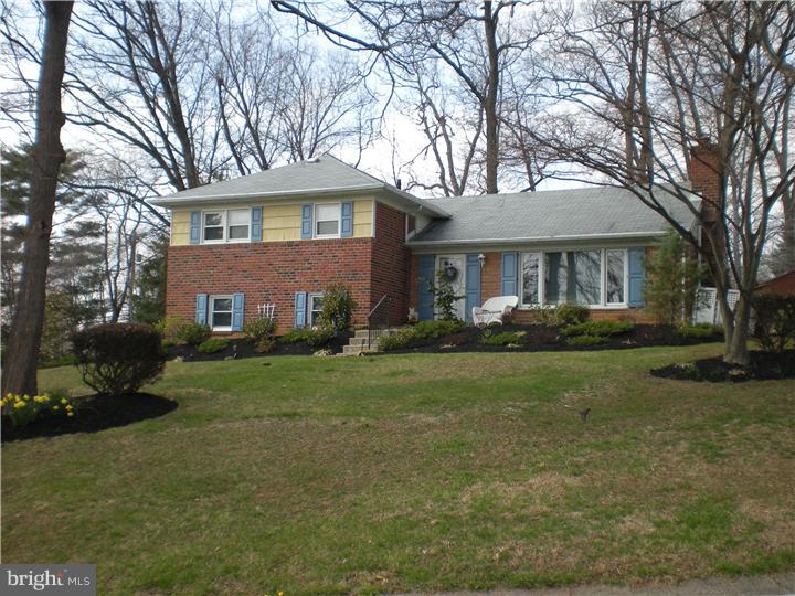708 Barclay Lane Broomall, PA 19008 - Photo 1 of 21 Exterior Front